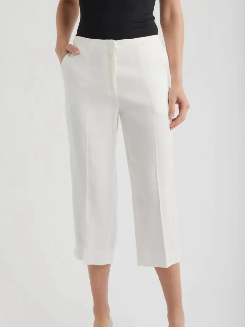 NWT’s Theory White Cropped Wide-Leg Pants size 6